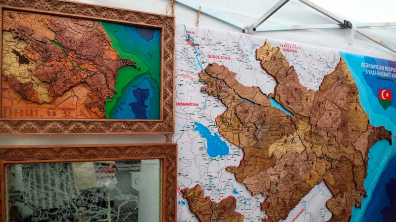 İçərişəhərdə “Sahibkarlar Günü”nə həsr olunmuş yarmarka keçirilir