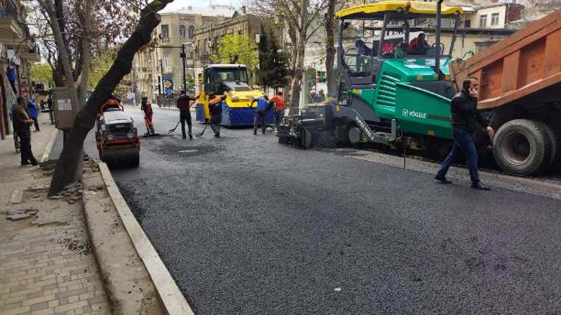 Bakının əsas prospektlərindən biri təmir edilib