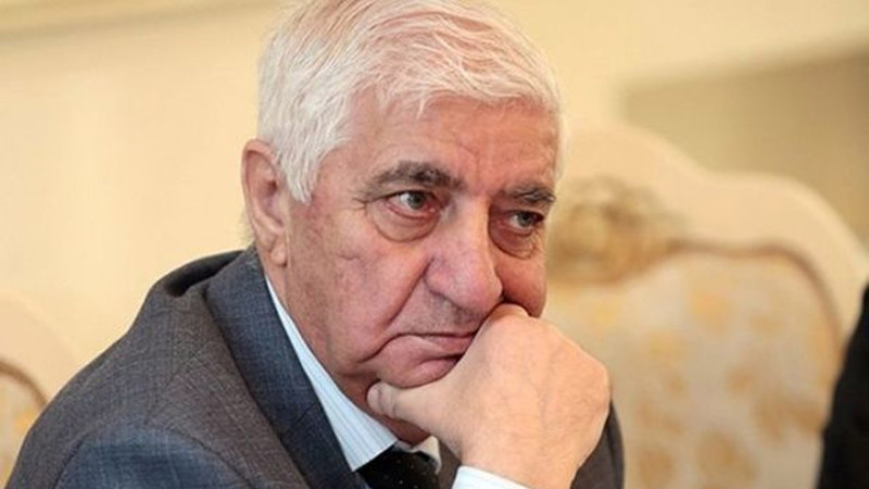 Xalq şairi Fikrət Qocanın qəbirüstü abidəsinin açılış mərasimi keçirilib