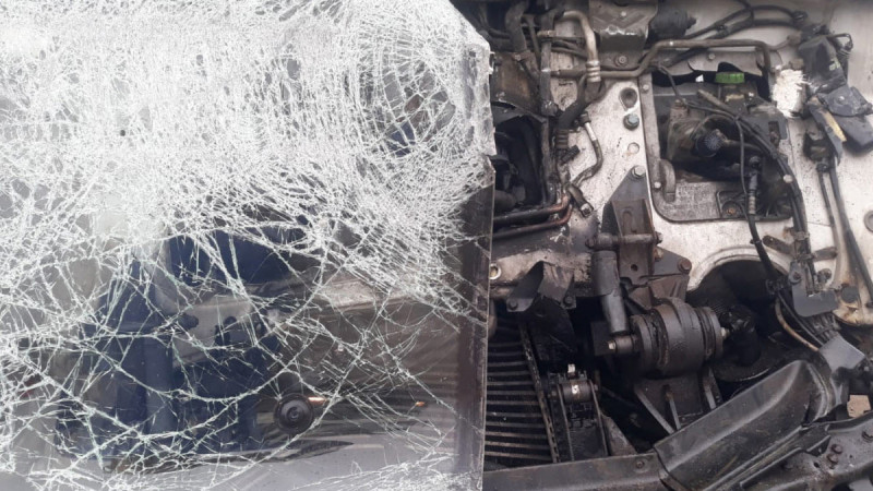 Nəsimi rayonunda sərnişin avtobusu qəzaya uğrayıb