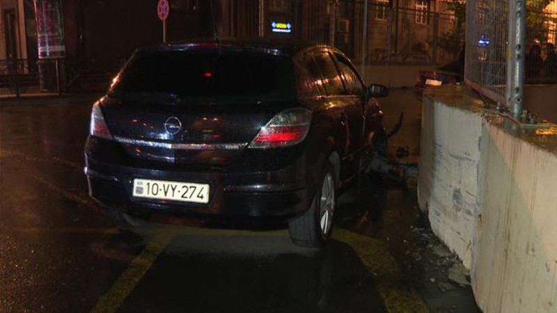 Bakıda sürücü yol hərəkəti qaydalarını pozaraq qəza törədib