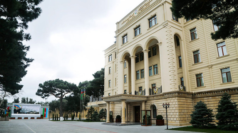 Müdafiə Nazirliyi Əsgərin kitab rəfi adlı kitab toplama aksiyasına start verib