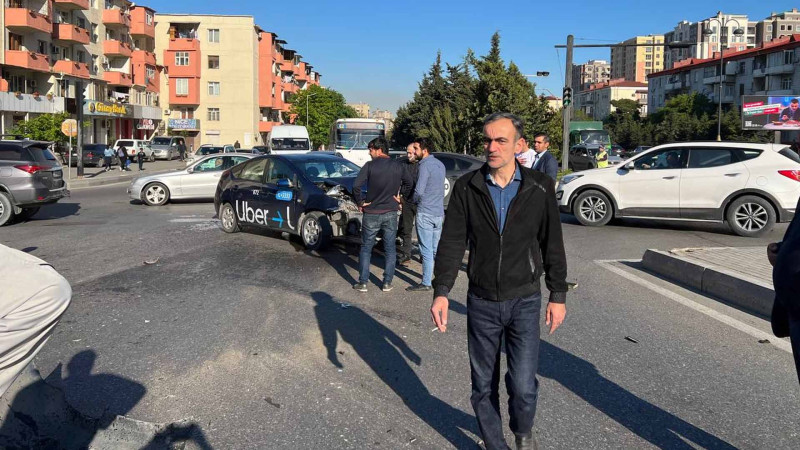 Binəqədi rayonunda avtoqəza baş verib