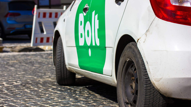Kartla ödənişi qəbul etməyə etiraz edən “Bolt” taksi sürücüləri cərimələnəcək