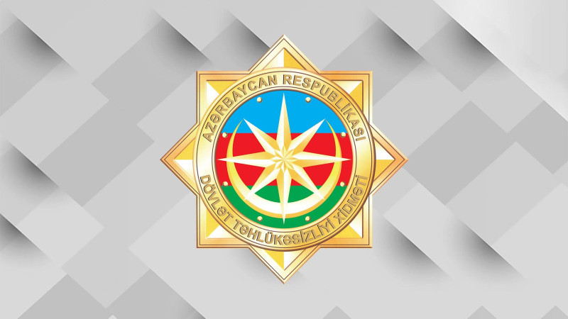 Bakılı gənc WhatsApp yazışmalarını ələ keçirmək xidmətini təklif edib