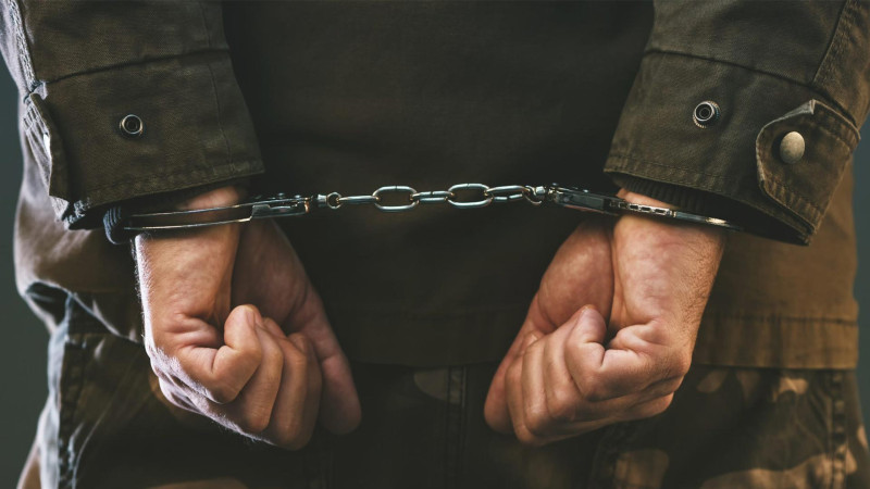 Xətai rayonunda üzərində silah-sursat gəzdirən şəxs tutulub