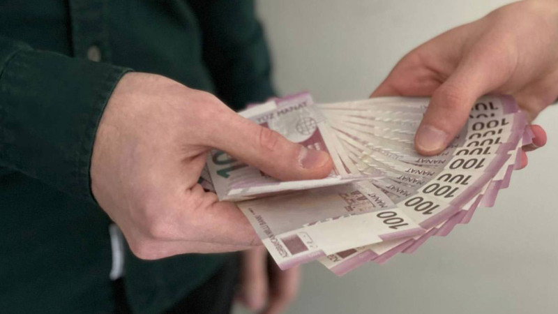 Bakıda şirkət rəhbərinə qarşı dələduzluq edilib