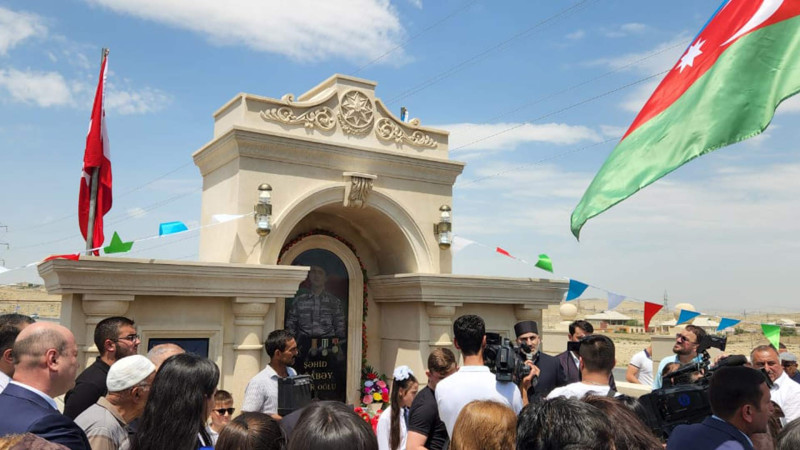 Vətən müharibəsi şəhidi Ağabəy Məmmədquliyevin adına xatirə bulağının açılışı olub