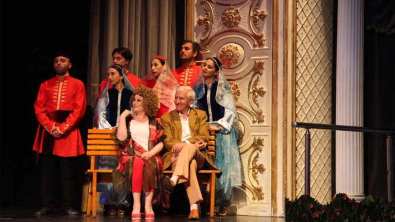 Üç illik fasilədən sonra Musiqili Teatrda “Amerikalı kürəkən” göstəriləcək
