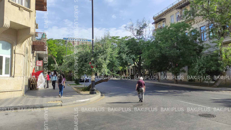 Sürücüləri aldadan “gözəgörünməz” yol nişanları və işıqforlar