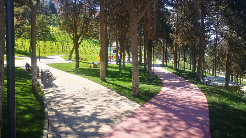 Xətai rayonundakı parkın ərazisi böyüdülüb