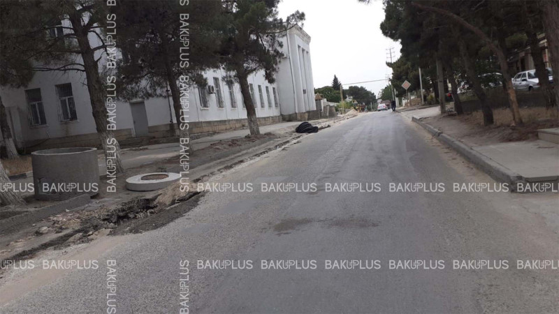 Bakıxanov qəsəbəsində elektrik xətləri yenilənir