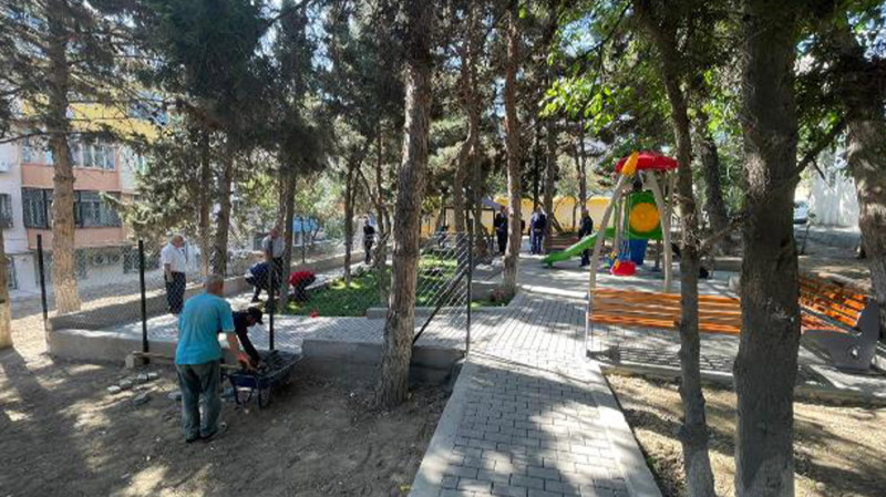 Nəsimi rayonunda 41 saylı binada son tamamlanma işləri aparılır