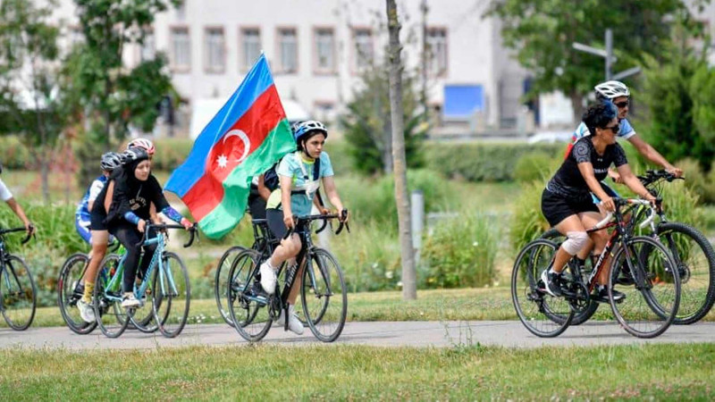 Paytaxtda velosipedçilərin yürüşü baş tutub