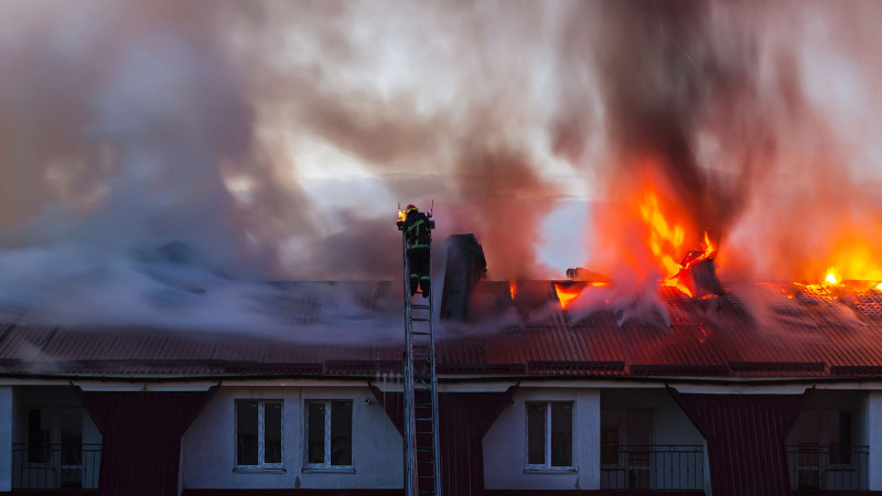 Xəzər və Qaradağ rayonlarında yanğın baş verib