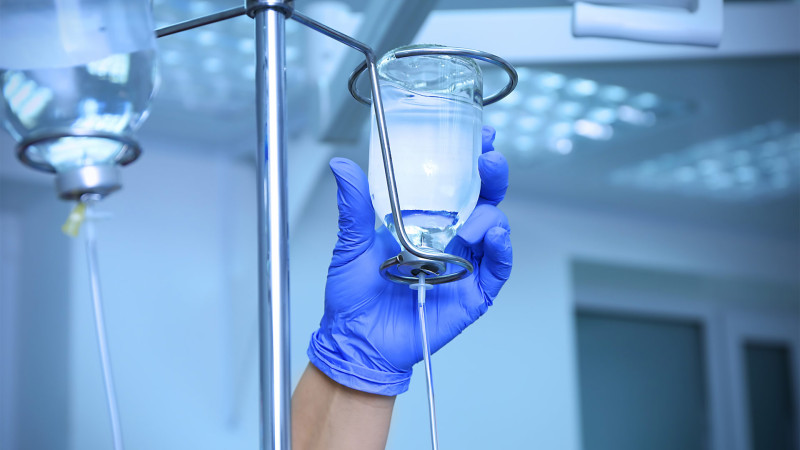 Nərimanov rayonunda qadın bıçaqlanıb