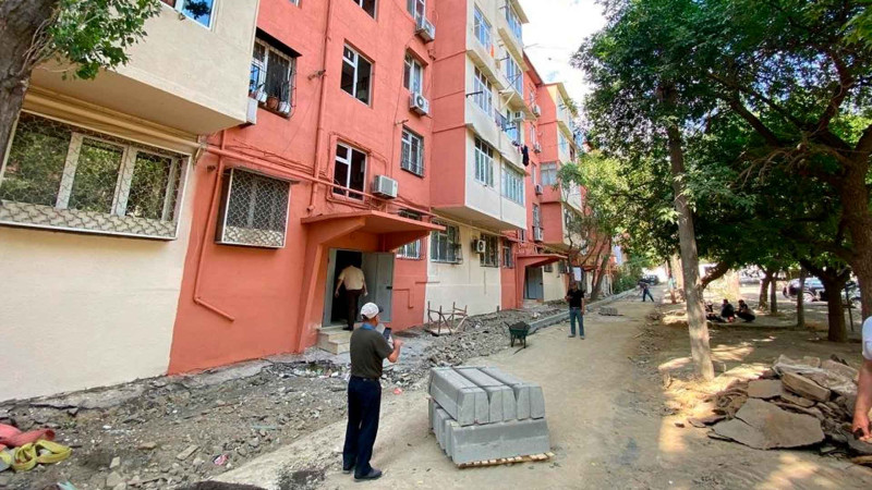 Nəsimi rayonunda növbəti küçə əsaslı təmir olunur