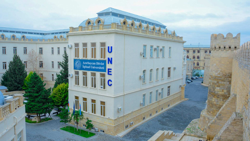 Bakının ilk universitetlərindən birinin 92 yaşı tamam olur