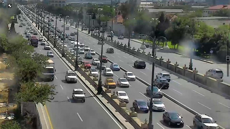 Heydər Əliyev prospektində sıxlıq müşahidə olunur