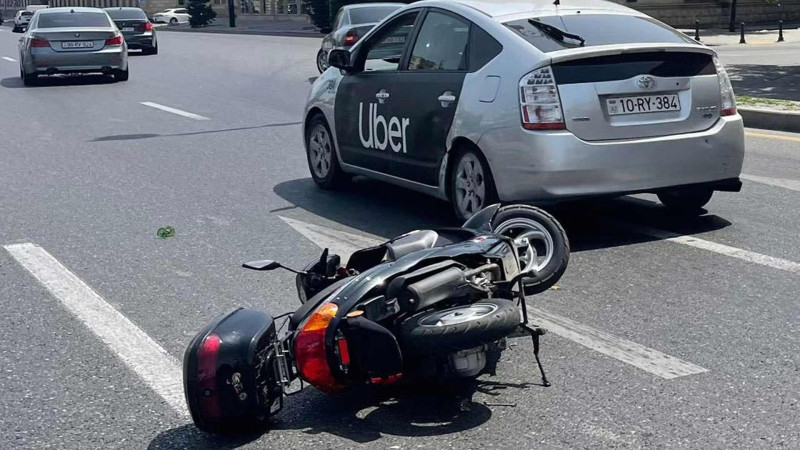 Heydər Əliyev prospektində yol qəzası baş verib