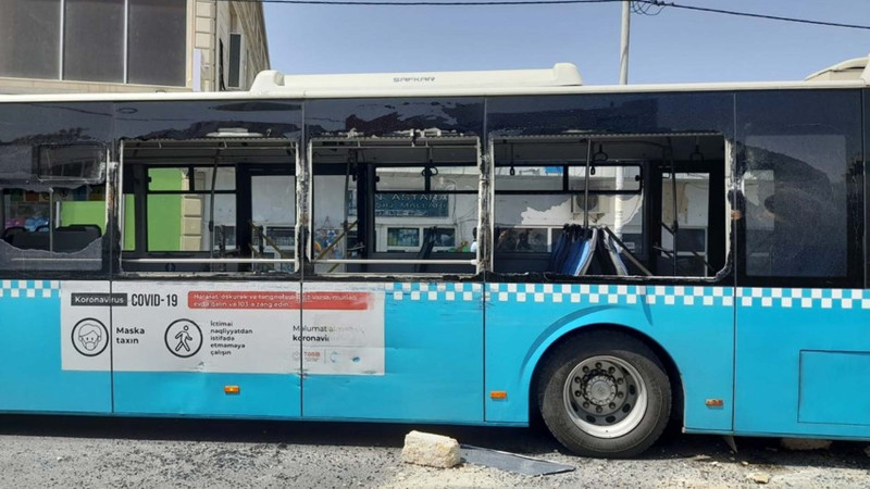 Bakıda avtobus qəzaya uğrayıb: BNA açıqlama verib