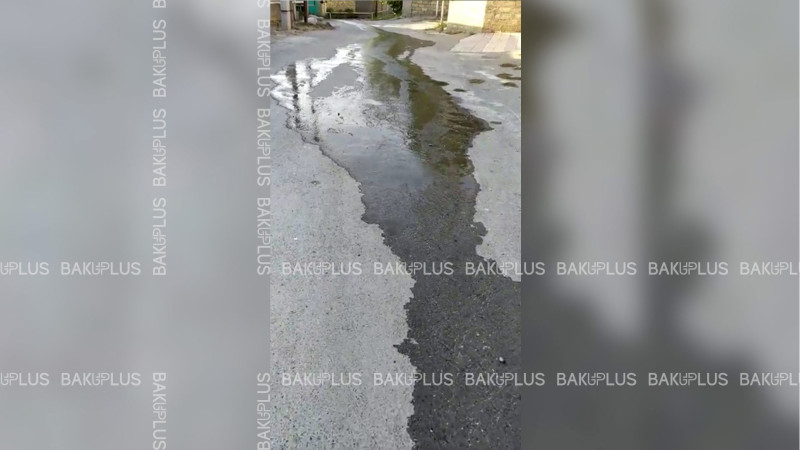 Yeni Ramana qəsəbəsində kanalizasiya suları xətlə deyil, küçə ilə axır