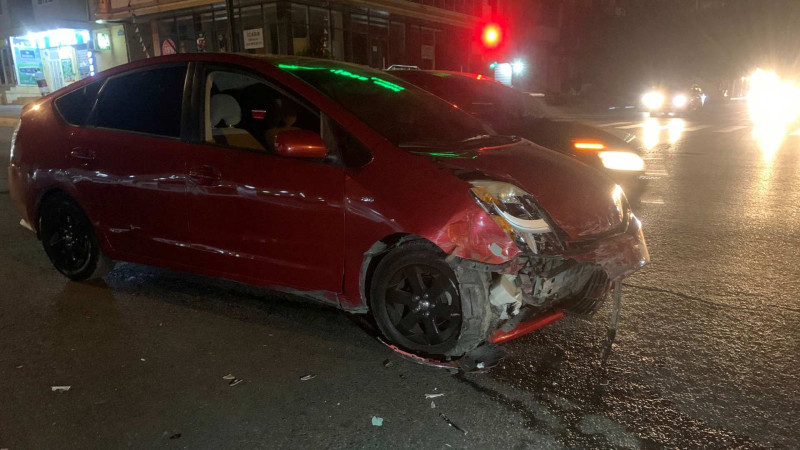 Yasamalda iki “Prius” toqquşub: sərnişin yaralanıb