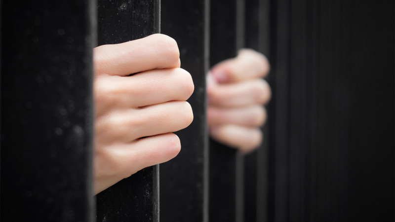 Avtomobildən oğurluq edən şəxs saxlanılıb