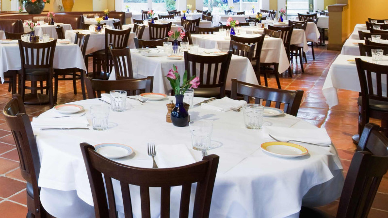 Bakıda bir neçə restoran cərimələnib