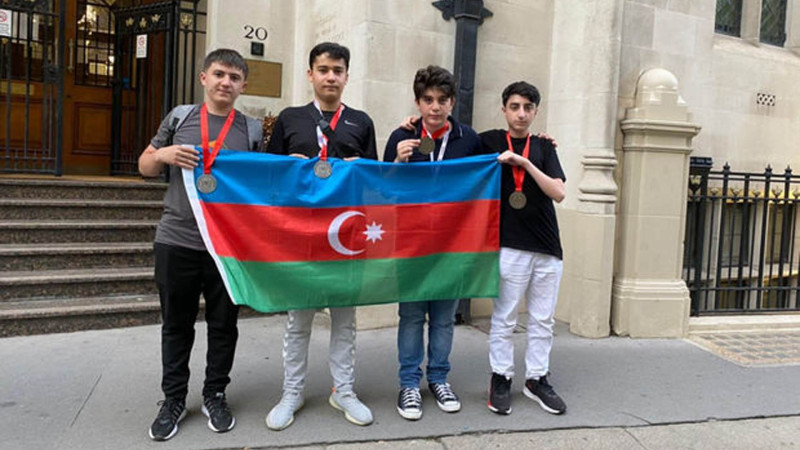 Bakı məktəbliləri beynəlxalq olimpiadada uğur qazanıblar