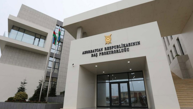 Dələduzluqda ittiham olunan polis əməkdaşına bəraət verildi