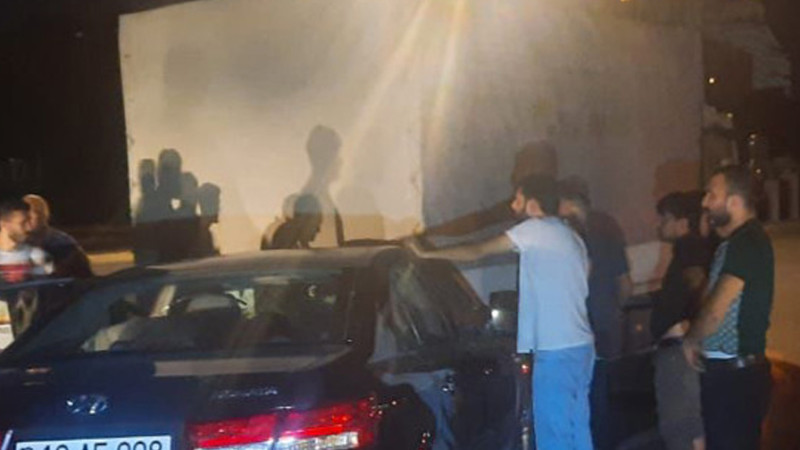 Beynəlxalq Avtovağzalın yaxınlığında yük avtomobili qəzaya səbəb olub