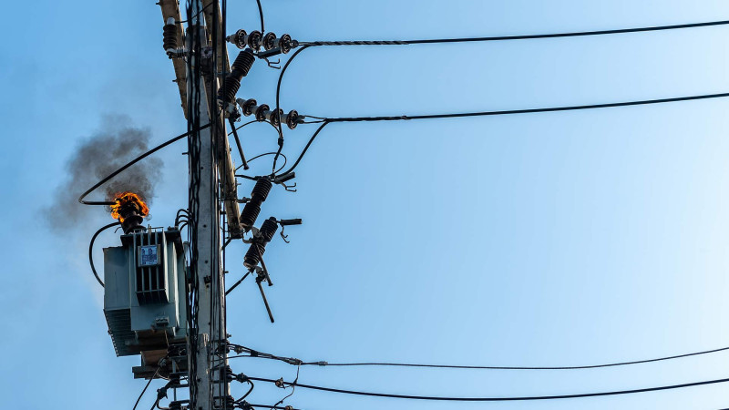 Qaradağ: elektrik yarımstansiyasında yanğın baş verib
