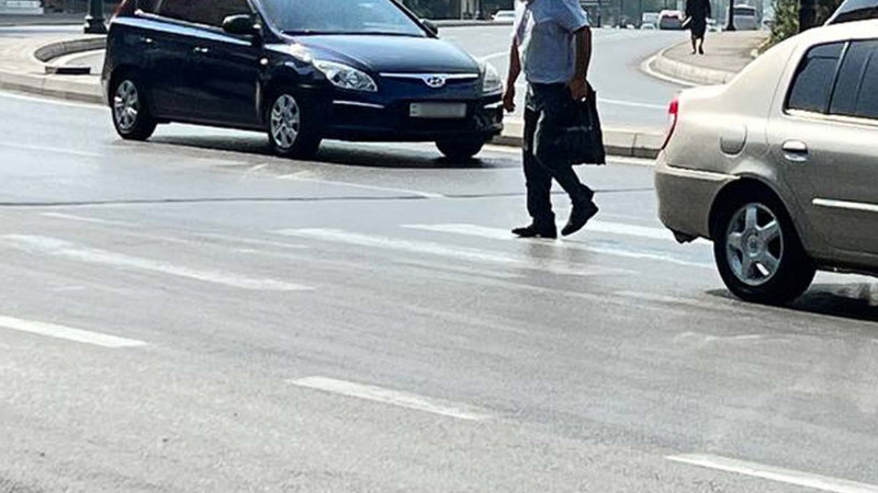 Bakıda ata və oğul onları avtomobillə vuran sürücünü döyüblər