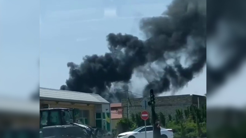 Buzovnada yanğın başlayıb