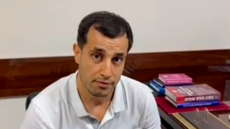 Xəzərə “akula” buraxan şəxs üzr istəyib