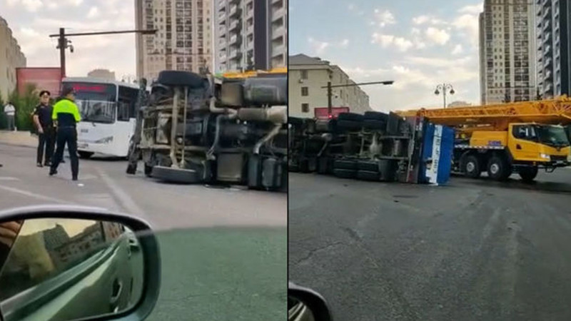 Yasamal rayonunda qəza nəticəsində “KamAZ” aşıb-Yenilənib-Video