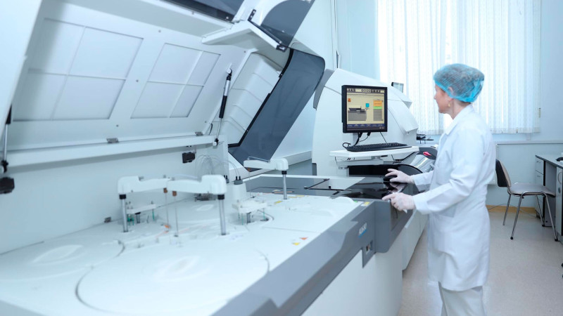 Respublika Klinik Xəstəxanasında laboratoriya avadanlıqları yenilənib