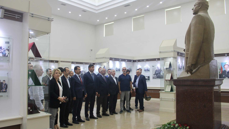 Gebze bələdiyyəsinin nümayəndə heyəti Yasamal RİH-də olub