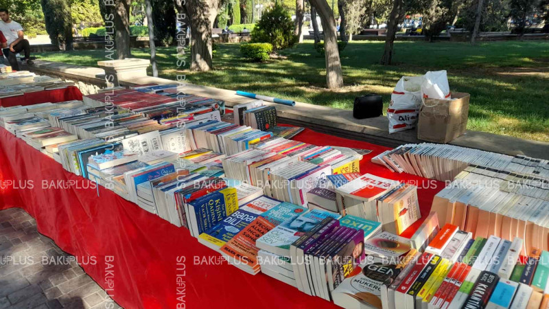 Bakıda küçə kitab yarmarkası keçirilir