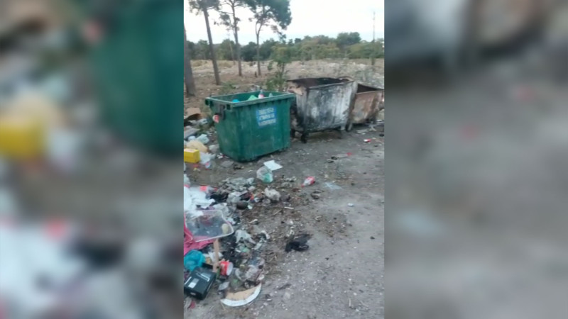 Mərdəkan qəsəbəsinin sakinləri: “Villalara su verilir, bizim evlərə yox”