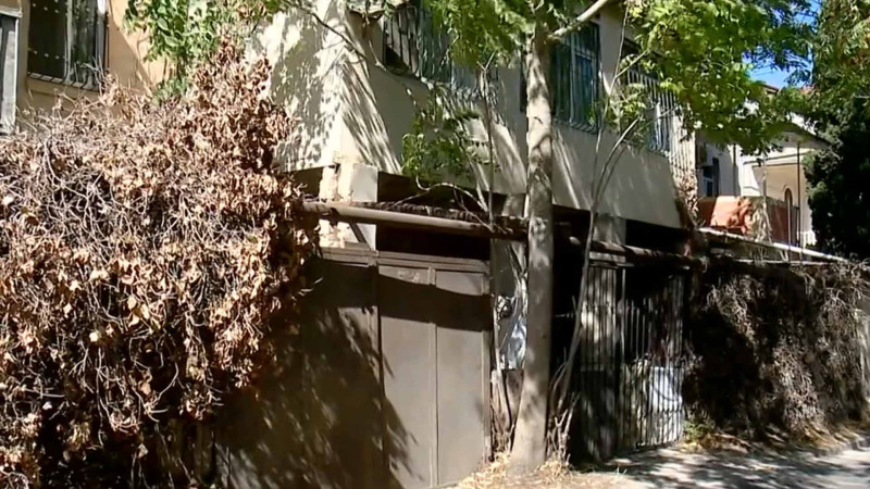 Bakıda binaların qarşısı qanunsuz hasarlardan azad olunacaqmı?