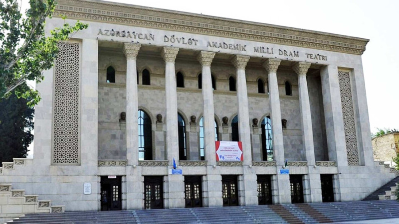 Milli Dram Teatrı sentyabr ayına olan repertuarını təqdim edib