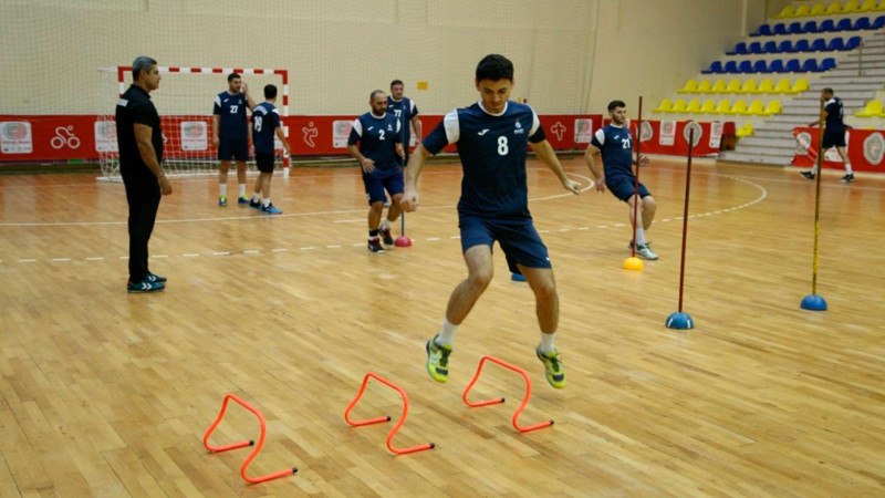 Həndbol üzrə Azərbaycan çempionu olan komanda qitə yarışlarına AHF Arenada hazırlaşır