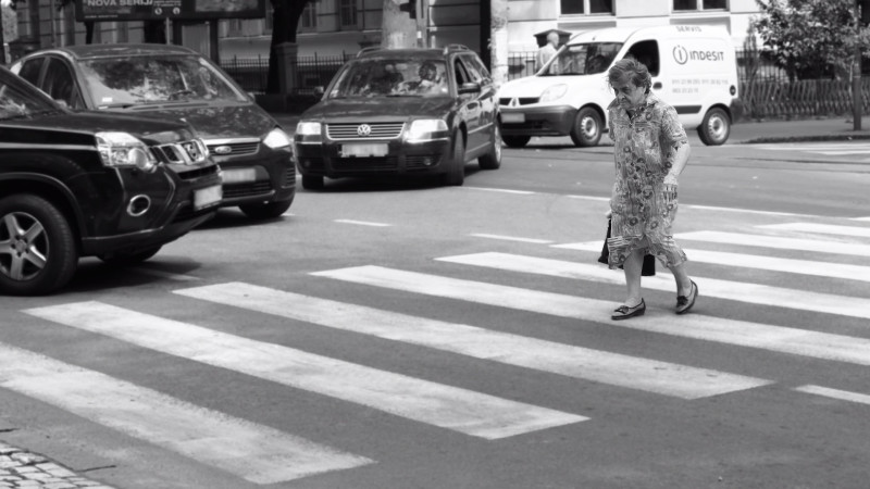 Binəqədi, Xətai və Sabunçu rayonlarında 3 piyadanı avtomobil vurub