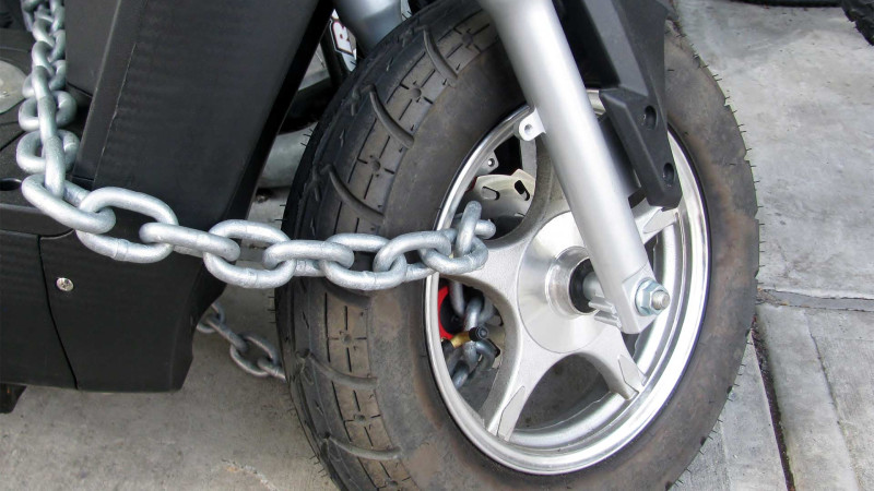 Səbail rayonunda moped oğurlayan Salyan rayon sakini saxlanılıb