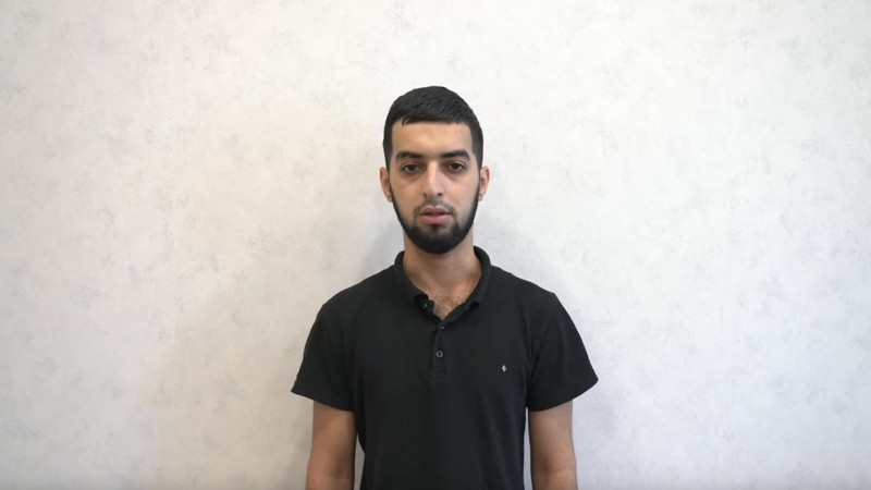 İnstagram-da insanları şəkillərini əxlaqsız formada yayacağı ilə hədələyən şəxs saxlanılıb