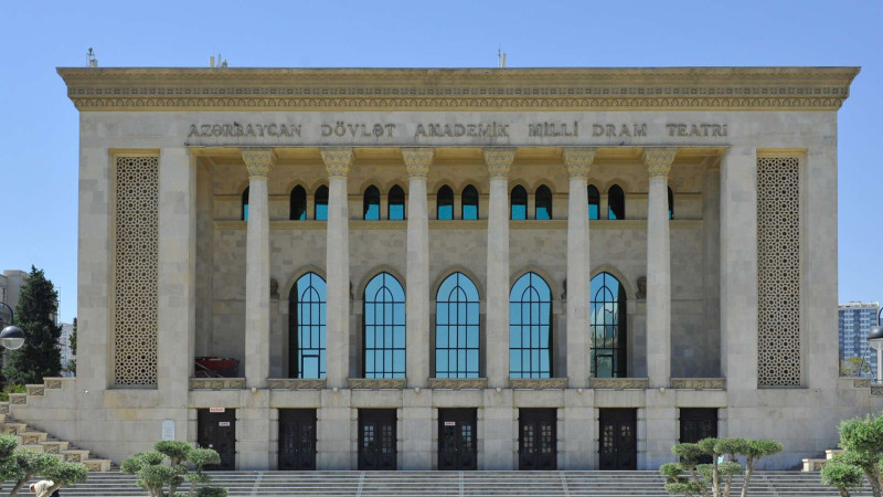 Milli Dram Teatrının oktyabr ayı üçün repertuarı açıqlanıb