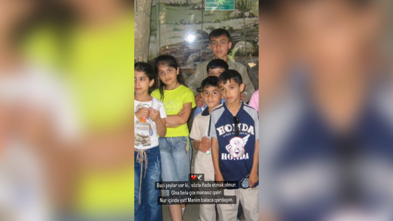 Müğənni Hiss şəhid Səbuhi Əhmədov ilə uşaq evindən şəklini paylaşıb