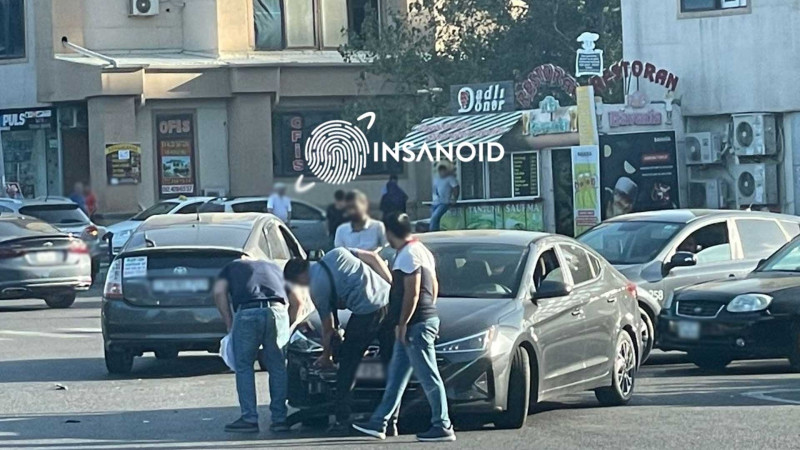 “Prius”un iştirakı ilə daha bir yol qəzası baş verib